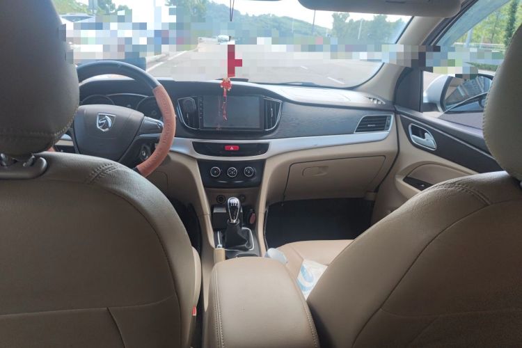 Used Baojun 730 2016 1.5L Manual Standard Version 7 Seats Headliner