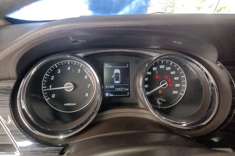 Used Baojun 730 2016 1.8L Manual Comfort Version 7 Seats Instrument Cluster