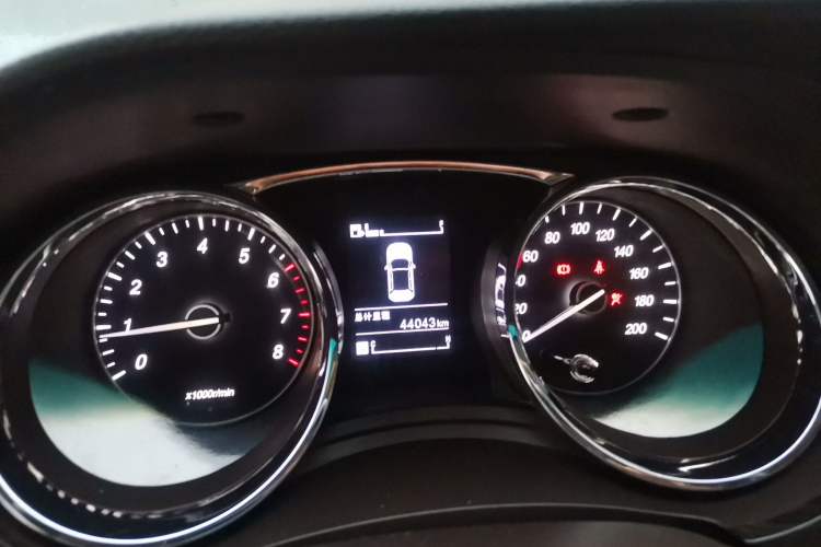 Used Baojun 730 2016 1.5T Manual Luxury Edition 7 Seats Instrument Cluster