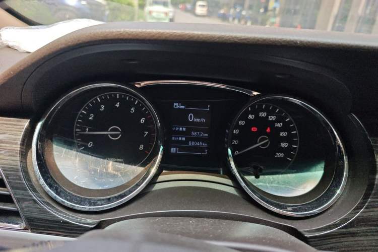 Used Baojun 730 2016 1.5L Manual Comfort Version 7 Seats China V Emission Standard Instrument Cluster