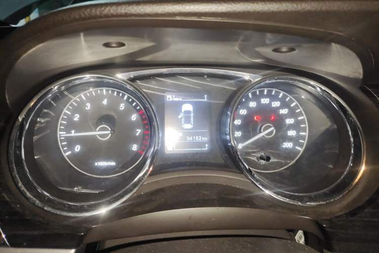 Used Baojun 730 2016 1.5L Manual Luxury Edition 7 Seats Instrument Cluster
