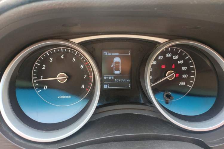 Used Baojun 730 2016 1.5T Manual Standard Version 7 Seats Instrument Cluster