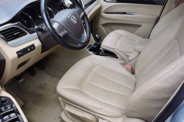 Used Baojun 730 2016 1.5L Manual Comfort Version 7 Seats China V Emission Standard Left Front Seat