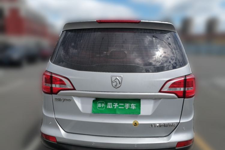 Used Baojun 730 2016 Revised 1.5L Manual Standard Version 7 Seats China V Emission Standard Rear
