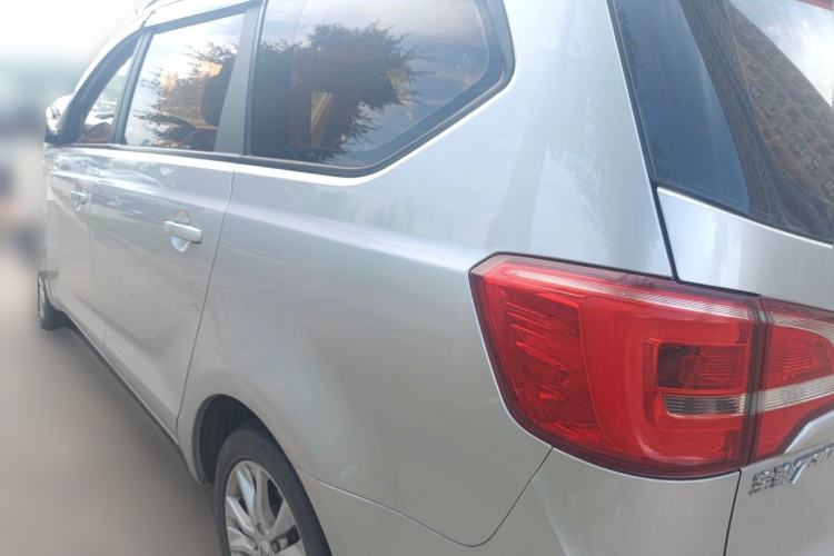 Used Baojun 730 2016 1.5L Manual Standard Version 7 Seats Rear Left 45 Deg