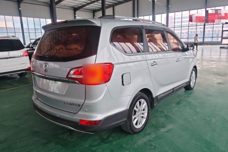 Used Baojun 730 2016 1.5T Manual Luxury Edition 7 Seats Rear Right 45 Deg