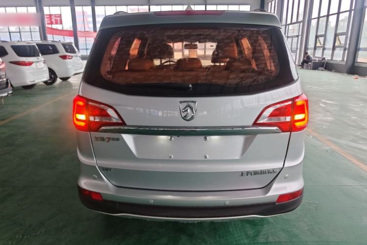 Used Baojun 730 2016 1.5T Manual Luxury Edition 7 Seats Rear