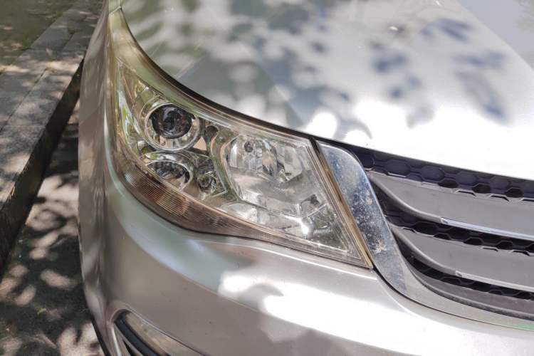 Used Baojun 730 2016 1.8L iAMT Comfort Version 7 Seats Right Front Headlight