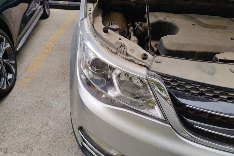 Used Baojun 730 2016 1.5L Manual Comfort Version 7 Seats China V Emission Standard Right Front Headlight