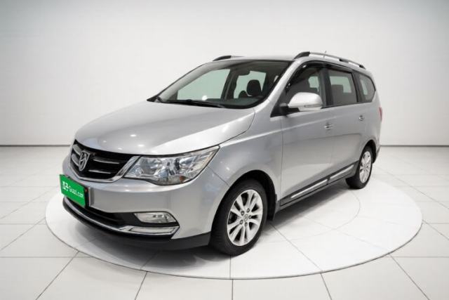 Ojetý Baojun 730 2016 1.5L Manual Comfort Version 7 Seats China V Emission Standard