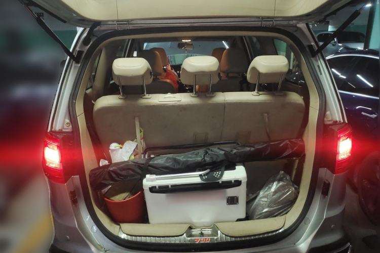 Used Baojun 730 2016 1.5L Manual Luxury Edition 7 Seats Trunk