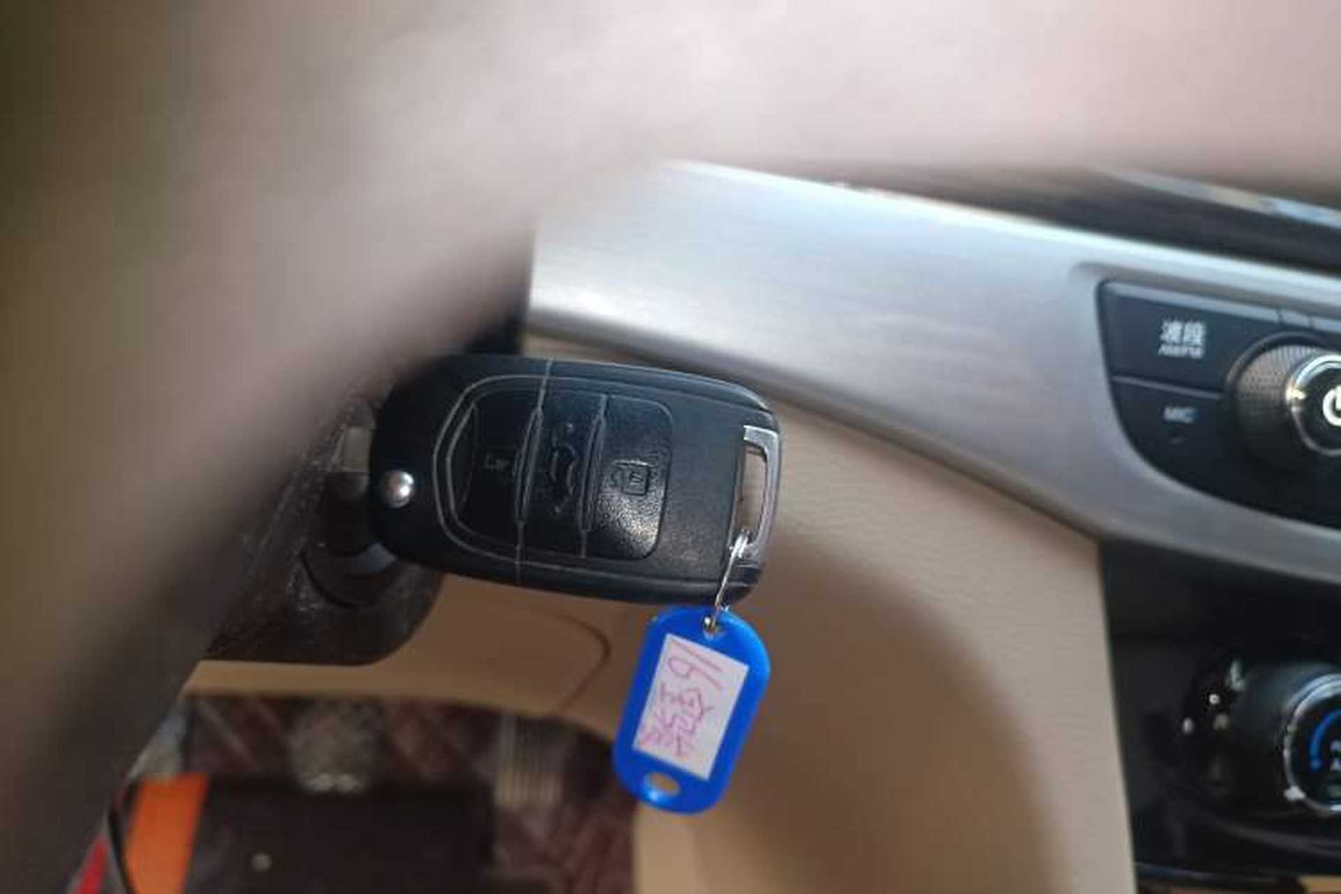 Used Baojun 730 2016 1.5L Manual Comfort Version 7 Seats China V Emission Standard Vehicle Key