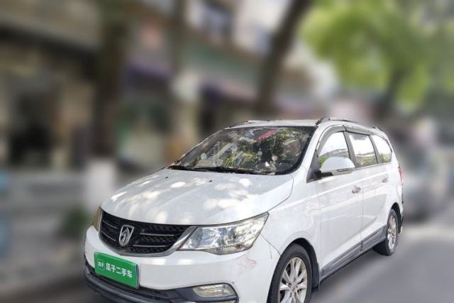 Used Baojun 730 2016 1.5T Manual Comfort Version 7 Seats