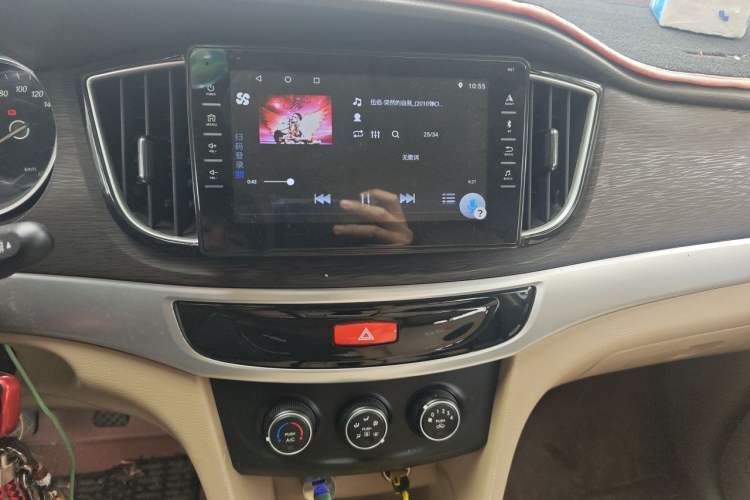Used Baojun 730 2016 1.5T Manual Standard Version 7 Seats Audio And AC Panel