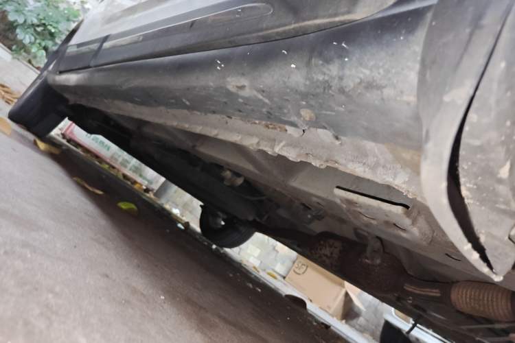 Used Baojun 730 2016 1.8L iAMT Comfort Version 7 Seats Chassis Front Right