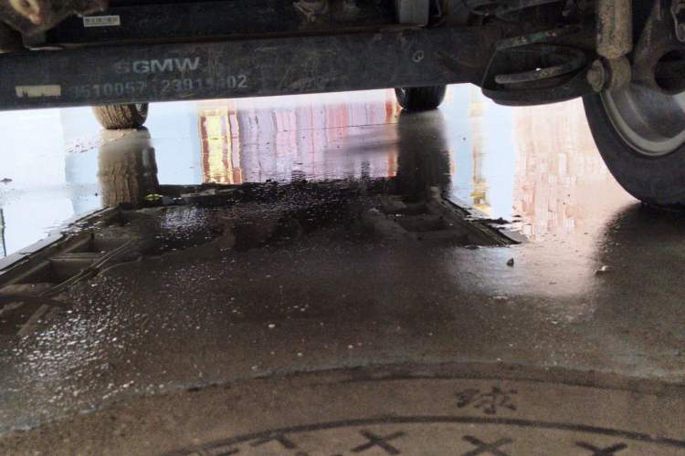 Used Baojun 730 2016 1.5L Manual Comfort Version 7 Seats China V Emission Standard Chassis Rear