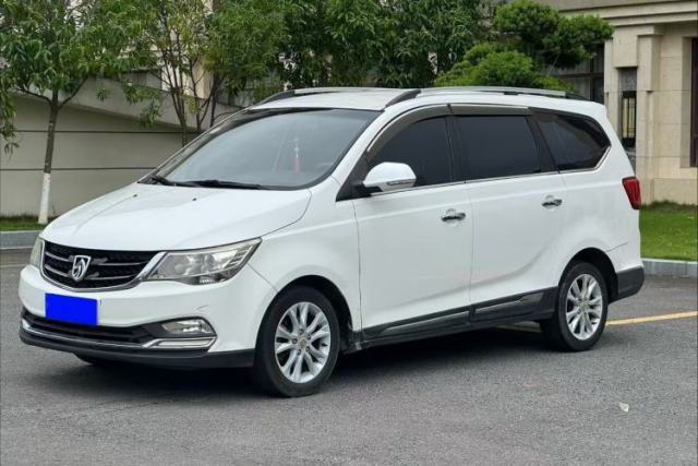 Used Baojun 730 2016 1.5L Manual Comfort Version 7 Seats China V Emission Standard