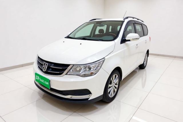 Używany Baojun 730 2016 Revised 1.5L Manual Standard Version 7 Seats China V Emission Standard