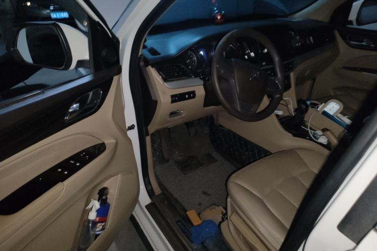 Used Baojun 730 2016 1.5L Manual Comfort Version 7 Seats China V Emission Standard Driver Seat