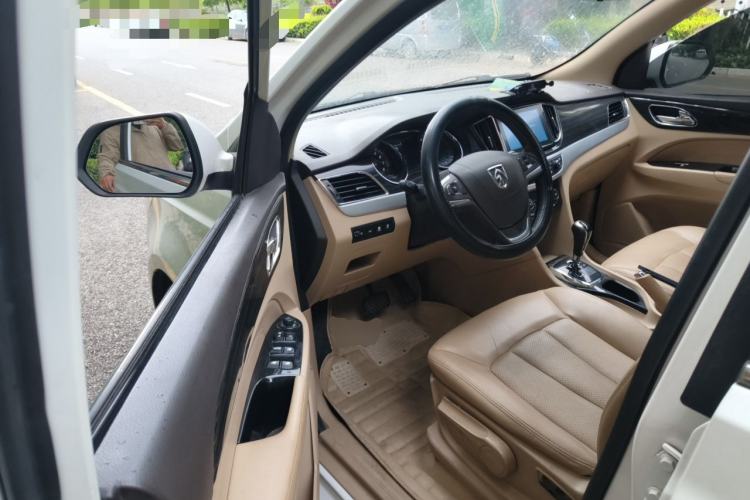 Used Baojun 730 2016 1.8L iAMT Luxury Model 7 Seats Driver Seat
