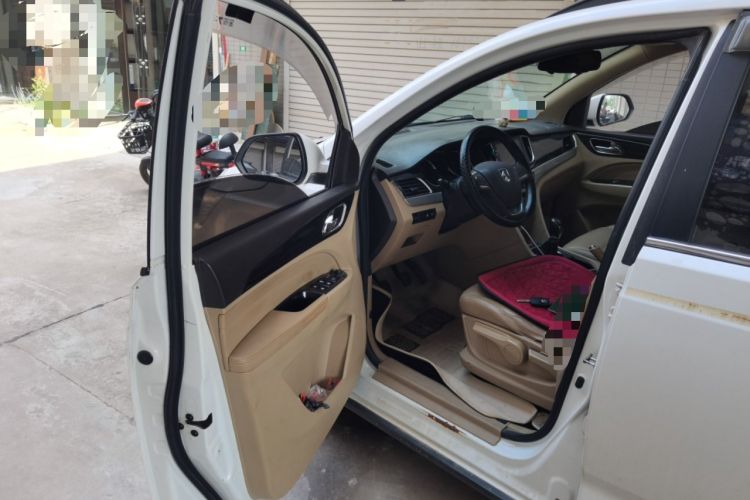 Used Baojun 730 2016 1.5L Manual Comfort Version 7 Seats China V Emission Standard Driver Seat