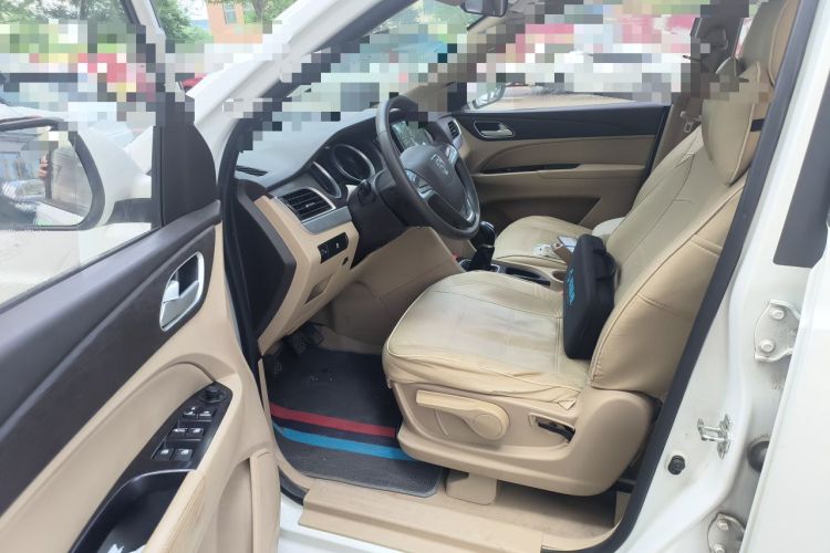 Used Baojun 730 2016 Revised 1.5L Manual Standard Version 7 Seats China V Emission Standard Driver Seat