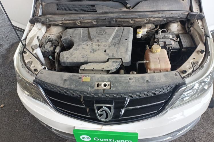 Used Baojun 730 2016 1.5L Manual Comfort Version 7 Seats China V Emission Standard Engine Bay