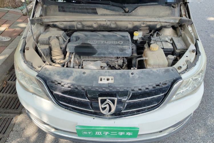 Used Baojun 730 2016 1.5T Manual Comfort Version 7 Seats Engine Bay