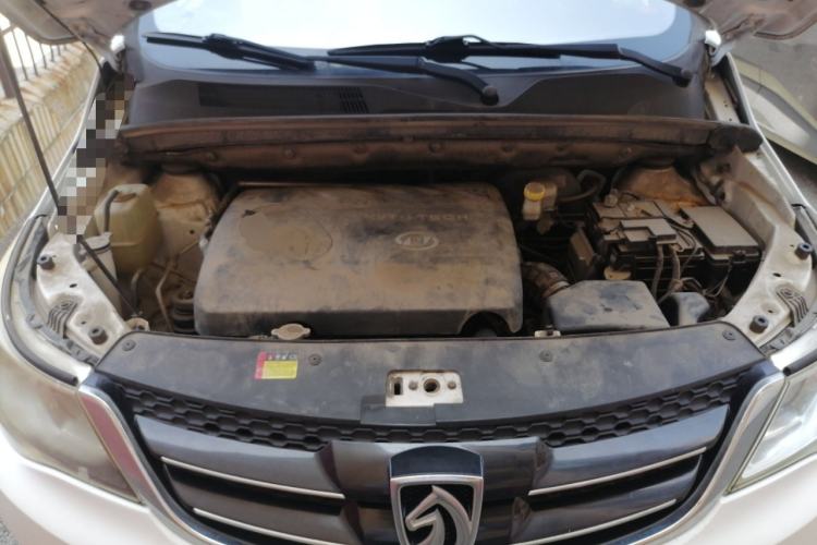 Used Baojun 730 2016 1.8L Manual Comfort Version 7 Seats Engine Bay