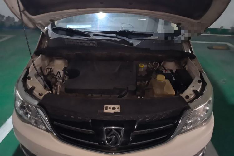 Used Baojun 730 2016 1.5L Manual Luxury Edition 7 Seats Engine Bay