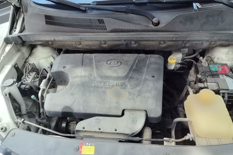 Used Baojun 730 2016 1.5L Manual Comfort Version 7 Seats China V Emission Standard Engine Bay