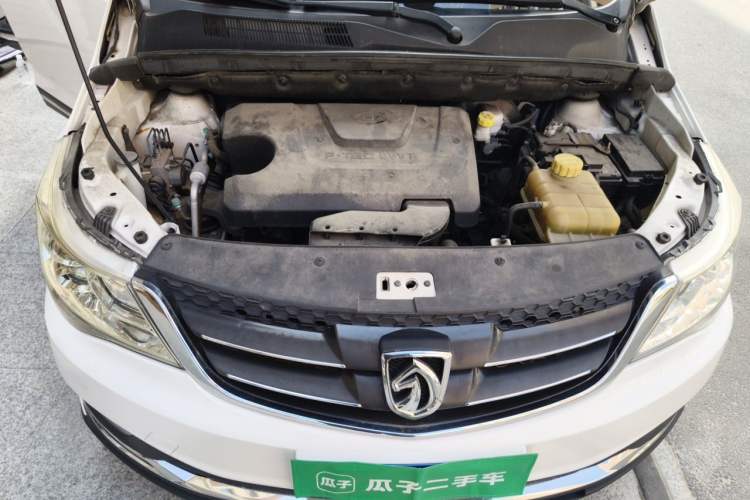 Used Baojun 730 2016 1.5T Manual Comfort Version 7 Seats Engine Bay