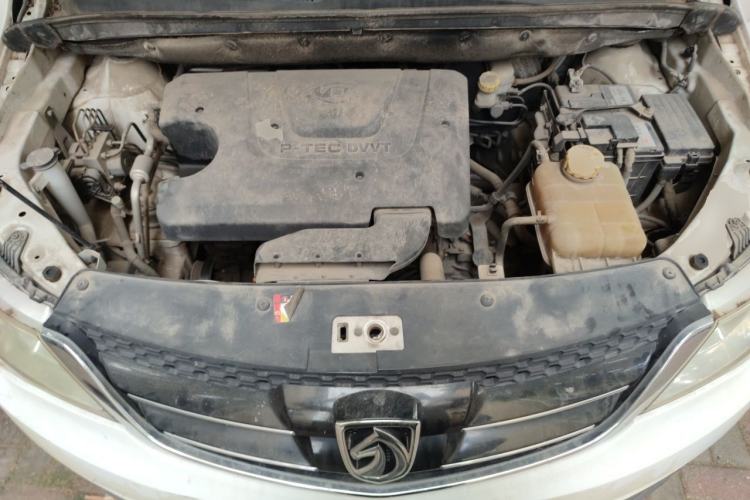 Used Baojun 730 2016 1.5L Manual Comfort Version 7 Seats China V Emission Standard Engine Bay