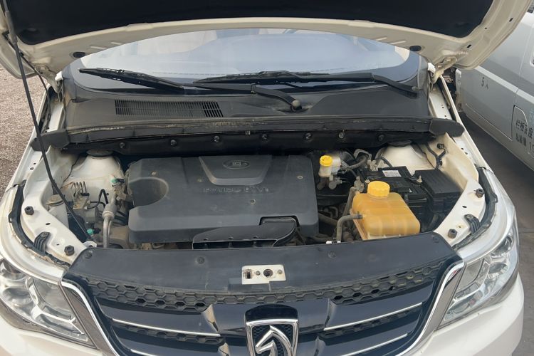 Used Baojun 730 2016 1.5L Manual Comfort Version 7 Seats China V Emission Standard Engine Bay