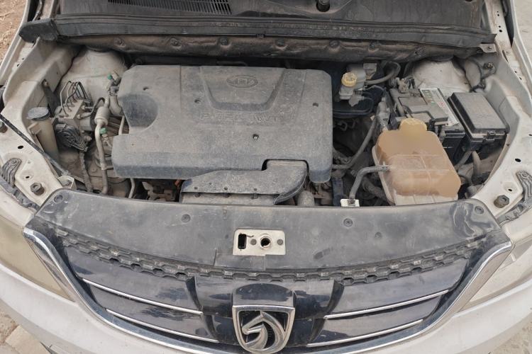 Used Baojun 730 2016 1.5L Manual Comfort Version 7 Seats China V Emission Standard Engine Bay