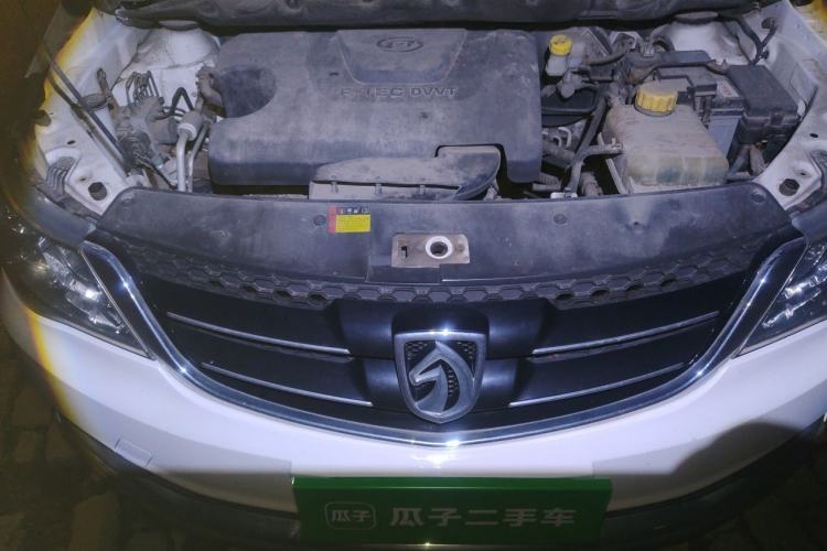 Used Baojun 730 2016 1.5L Manual Comfort Version 7 Seats China V Emission Standard Engine Bay