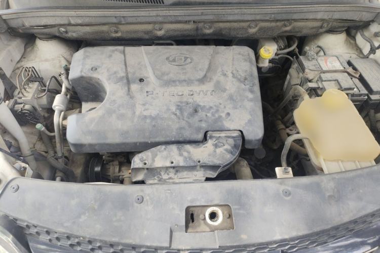Used Baojun 730 2016 1.5L Manual Comfort Version 7 Seats China V Emission Standard Engine Bay