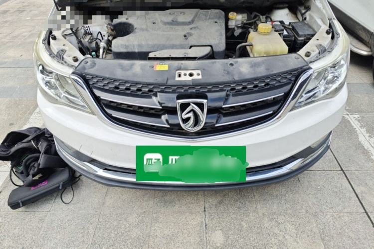 Used Baojun 730 2016 1.5L Manual Comfort Version 7 Seats China V Emission Standard Engine Bay