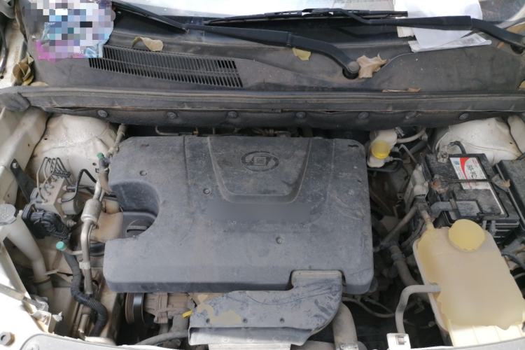 Used Baojun 730 2016 1.5L Manual Comfort Version 7 Seats China V Emission Standard Engine Bay