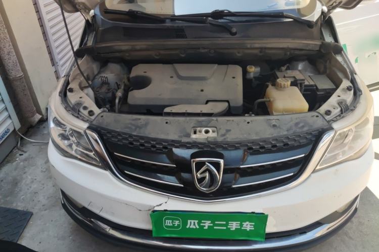 Used Baojun 730 2016 1.5L Manual Comfort Version 7 Seats China V Emission Standard Engine Bay
