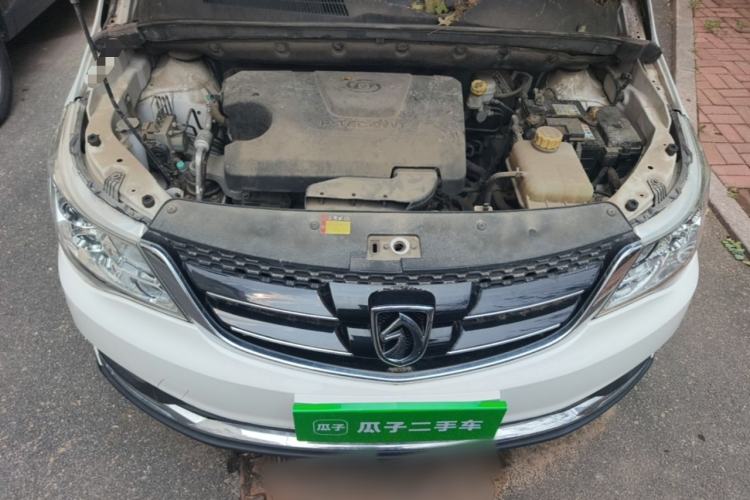 Used Baojun 730 2016 1.5L Manual Comfort Version 7 Seats China V Emission Standard Engine Bay