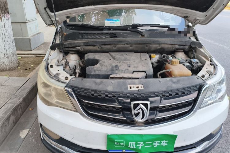 Used Baojun 730 2016 1.5L Manual Comfort Version 7 Seats China V Emission Standard Engine Bay Right
