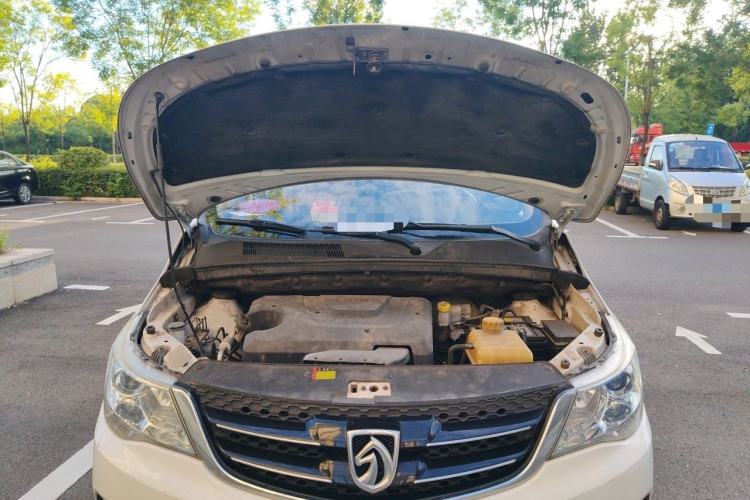Used Baojun 730 2016 1.5L Manual Comfort Version 7 Seats China V Emission Standard Engine Bay