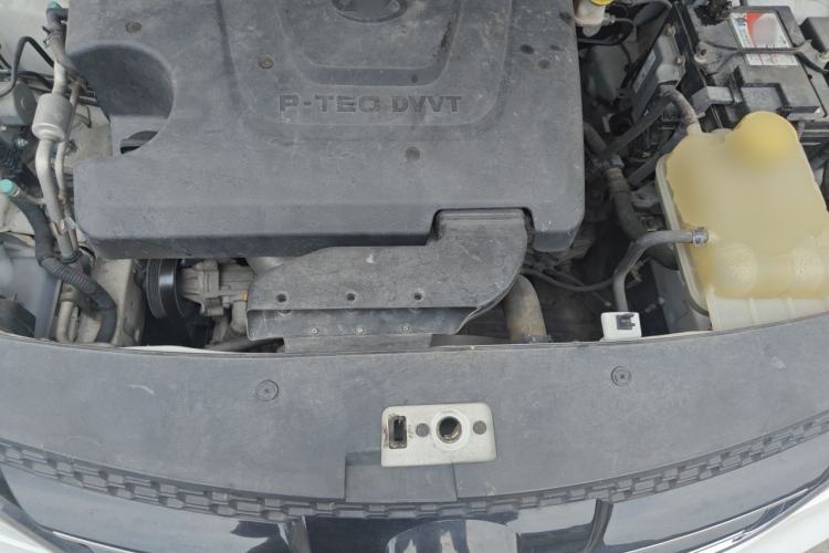 Used Baojun 730 2016 1.5L Manual Luxury Edition 7 Seats Engine Bay