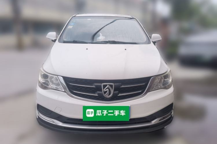 Used Baojun 730 2016 1.5L Manual Standard Version 7 Seats Exterior 1