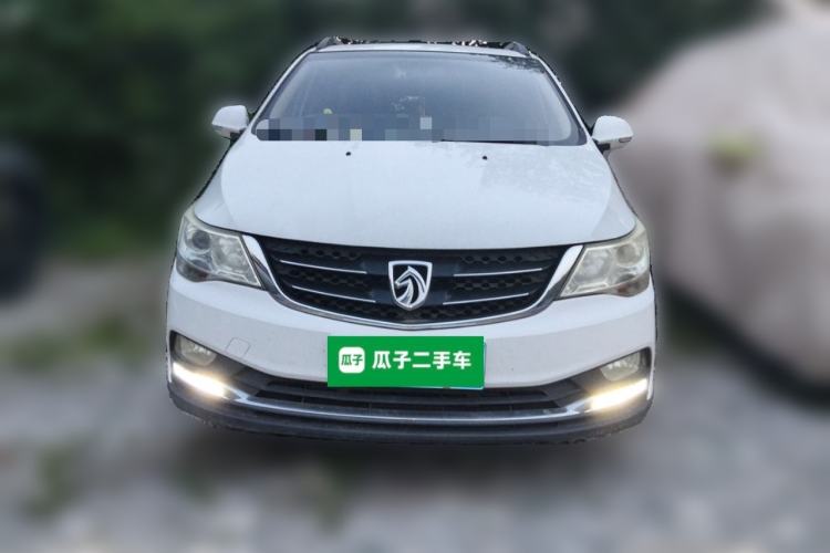 Used Baojun 730 2016 1.5L Manual Luxury Edition 7 Seats Exterior 1