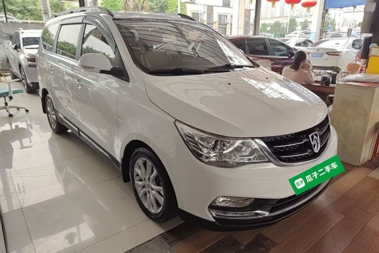 Used Baojun 730 2016 1.5L Manual Comfort Version 7 Seats China V Emission Standard Exterior 1