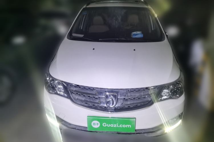 Used Baojun 730 2016 1.5T Manual Luxury Edition 7 Seats Exterior 1