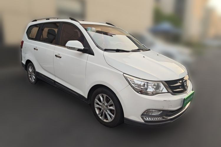 Used Baojun 730 2016 1.5T Manual Luxury Edition 7 Seats Exterior 2