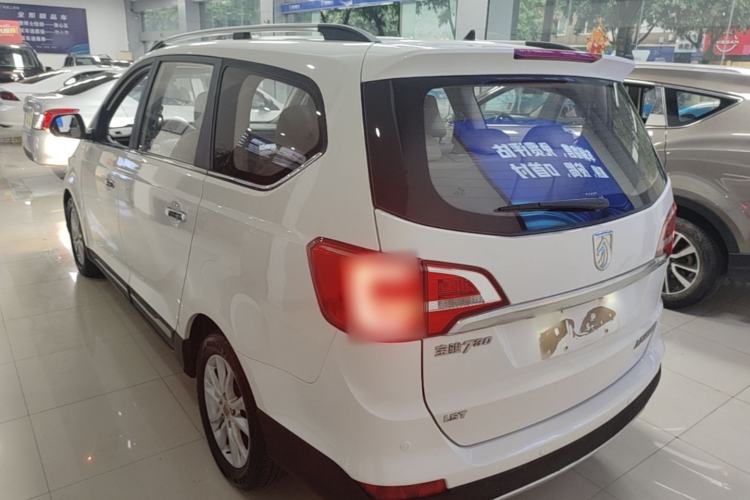 Used Baojun 730 2016 1.5T Manual Comfort Version 7 Seats Exterior 2